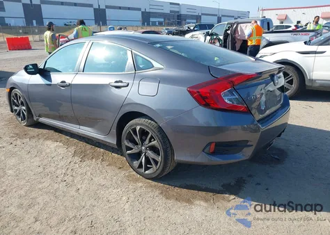 2019 Honda Civic Sport z USA, uszkodzony, nr VIN 2HGFC2F80KH541690